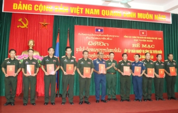 ເພີ່ມທະວີການຝຶກຊ້ອມລະຫວ່າງກອງທັບ ຫວຽດນາມ - ລາວ ໃນຫຼາຍຂົງເຂດ