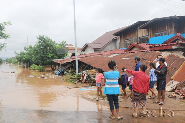 ລາວ: ປະຊາຊົນ 6 ແຂວງທີ່ຖືກນໍ້າຖ້ວມ ຕ້ອງການຄວາມຊ່ວຍເຫລືອຮີບດ່ວນ