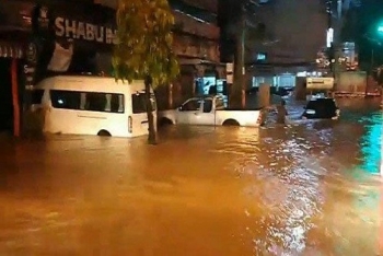 ຄະນະການນຳຫວຽດນາມສົ່ງຖາມຂ່າວຄາວກ່ຽວກັບສະພາບນໍ້າຖ້ວມຢູ່ລາວ