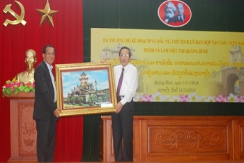 ເພີ່ມທະວີ ການຮ່ວມມືຮອບດ້ານ ລະຫວ່າງ ແຂວງ ກວ້າງບິ່ງ ແລະ ບັນດາແຂວງຂອງລາວຂື້ນຕື່ມອີກ