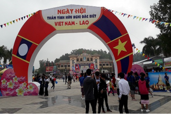 ວັນບຸນ “ນ້ຳໃຈມິດຕະພາບ ແລະ ໄມຕີຈິດແບບພິເສດຫວຽດນາມ - ລາວ”