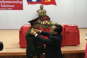 ປະກາດການເລື່ອນຊັ້ນ ນາຍທະຫານຂັ້ນສູງ ຊັ້ນພົນໂທ ຂຶ້ນຊັ້ນພົນເອກ