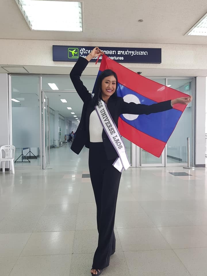 ອອນອານົງ ຫອມສົມບັດ Miss Universe Laos 2018  ສາມາດຄວ້າລາງວັນຊຸດປະຈໍາຊາດດີເດັ່ນມາຄອງ