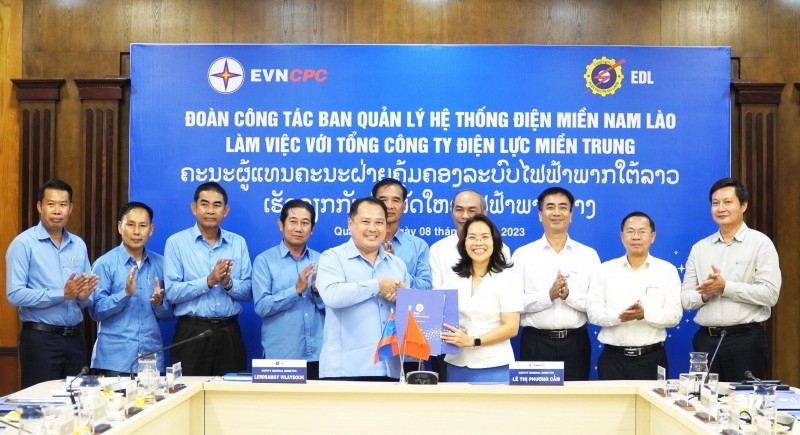 EVNCPC ຫັນເປັນພະລັງງານໄຟຟ້າດີທີ່ສຸດສະໜອງໄຟຟ້າໃຫ້ແກ່ປະເທດລາວ