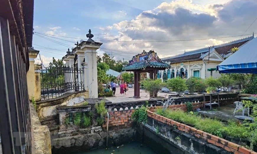 ເຮືອນຫຼັງນີ້ຍັງໄດ້ເອົາເປັນແວດລ້ອມຖ່າຍທຳຂອງຫຼາຍຮູບເງົາເຊັ່ນ ພາບເຮືອນບູຮານ ບິງຖຸຍ - ຄວາມງາມບູຮານໃນດິນແດນ ໄຕໂດ