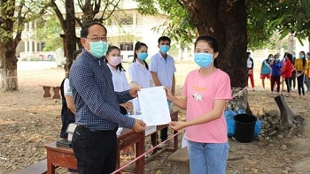 ອັດຕະປື ນັກສຶກສາ ທີ່ກັບມາຈາກ ສສ ຫວຽດນາມ ໄດ້ຮັບອະນຸຍາດກັບບ້ານແລ້ວ