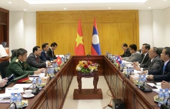 ຫວຽດ​ນາມ - ລາວ ເພີ່ມ​ທະ​ວີ ການ​ຮ່ວມ​ມື​ລະ​ຫວ່າງ ກຳ​ມາ​ທິ​ການ​ປ້ອງ​ກັນ​ຊາດ ແລະ ປ້ອງ​ກັນ​ຄວາມ​ສະ​ຫງົບ ຂອງ​ສະ​ພາ​ແ​ຫ່ງ​ຊາດ