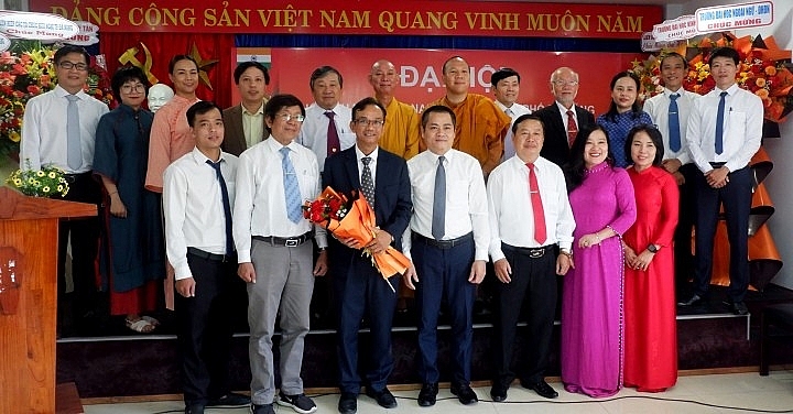 Ban Chấp hành Hội hữu nghị Việt Nam - Ấn Độ thành phố Đà Nẵng nhiệm kỳ 2024 – 2029 ra mắt. (Ảnh: danang.gov.vn)  ຄະນະບໍລິຫານງານສະມາຄົມມິດຕະພາບ ຫວຽດນາມ - ອິນເດຍ ນະຄອນ ດ່າໜັງ ໄລຍະ 2024 - 2029 ໄດ້ໄຂຂຶ້ນ. (ພາບ: ດ່າໜັງ.gov.vn)