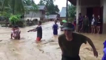 ປະຊາຊົນເມືອງນານ ແຂວງຫຼວງພະບາງ ກຳລັງປະສົບກັບໄພນ້ຳຖ້ວມ