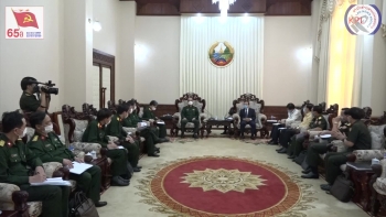 ຮອງນາຍົກລັດຖະມົນຕີ ລາວ ຕ້ອນຮັບ ຮອງຫົວຫນ້າກົມໃຫຍ່ພະລາທິການກອງທັບປະຊາຊົນຫວຽດນາມ