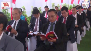 Video: ເປີດອະນຸສອນສະຖານຄຸກກັກຂັງຜູ້ນຳພັກ-ແນວລາວຮັກຊາດ 16 ທ່ານ