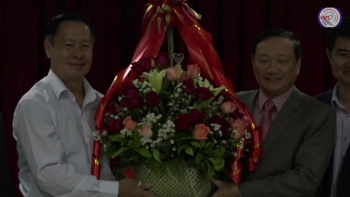 Video: ສະຖານທູດ ຫວຽດນາມ ແລະ ສື່ມວນຊົນຫວຽດນາມ ປະຈຳລາວ ພົບປະສື່ມວນຊົນລາວ